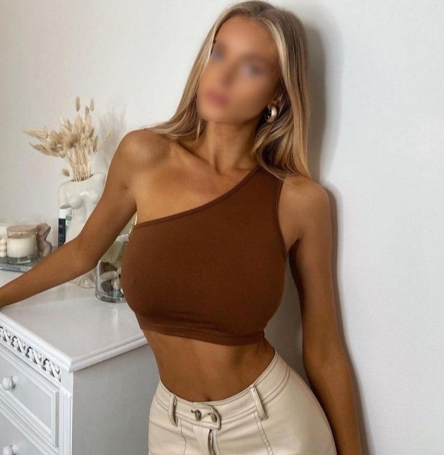 Проститутка Питера Олеся с 1 размером груди предлагает интим услуги у метро Улица Дыбенко  +7(981)155-42-85 - фото 4