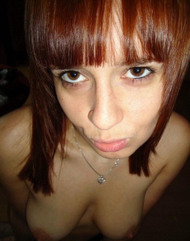 Проститутка Питера Маринка с 3 размером груди предлагает интим услуги у метро Электросила  +7(911)830-21-77 