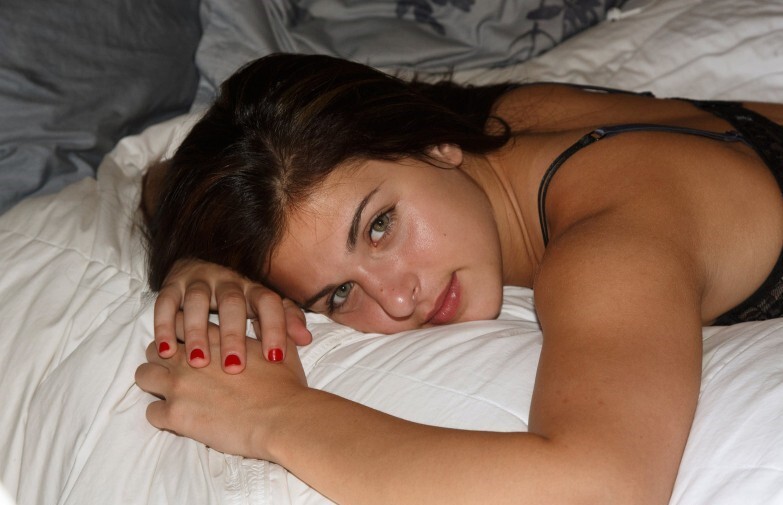 Индивидуалка Питера Валя с 2 размером груди предлагает интим услуги у метро Чкаловская  +7(911)737-42-93 